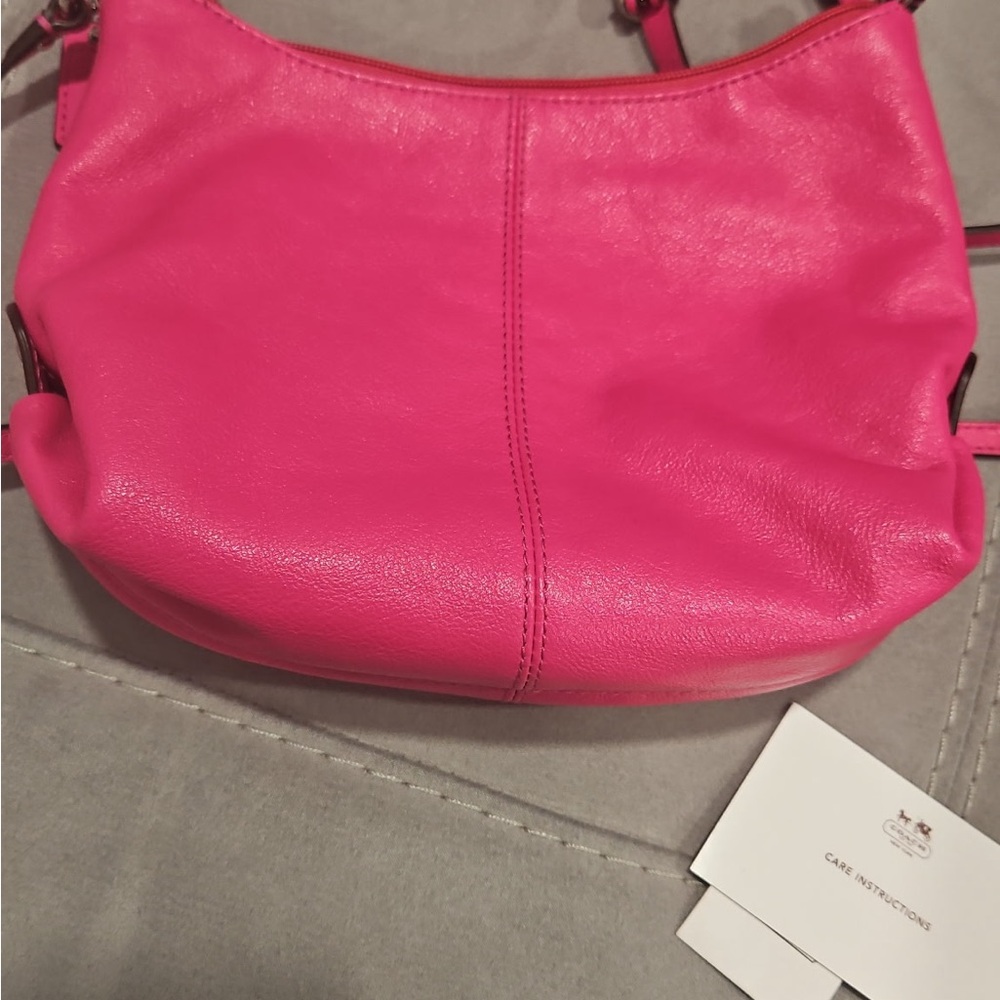 Coach Fuchsia Leather Shoulder Bag - Picture 3 of 11
